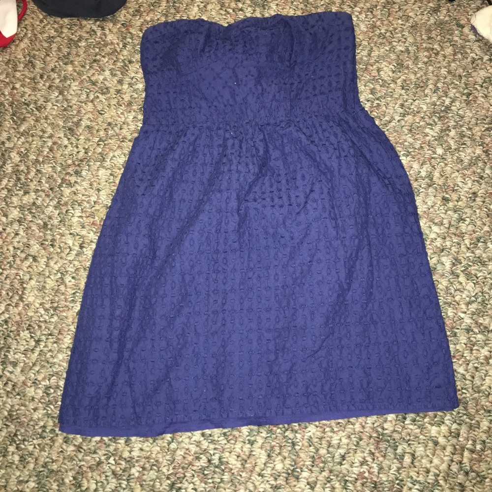 strapless blue dress